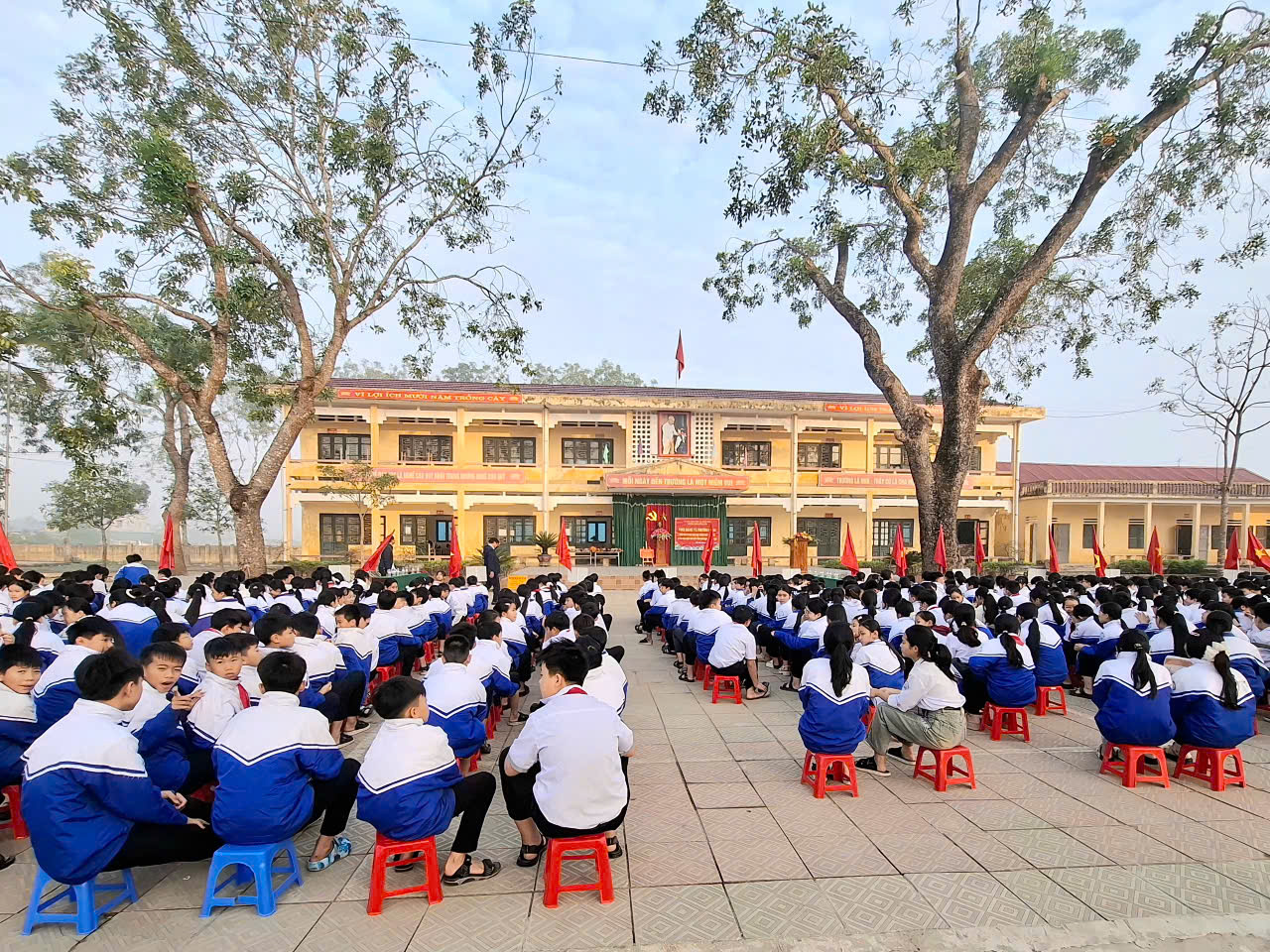 Anh-tin-bai